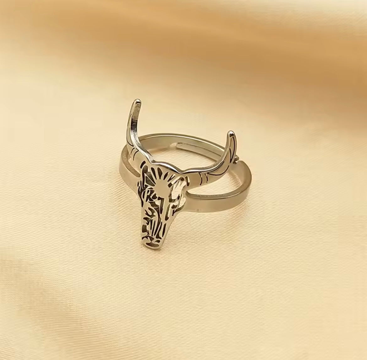WildHorn Ring